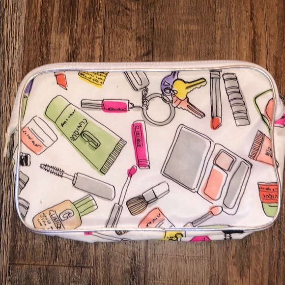 Clinique Makeup Bags - Picture 5 of 6